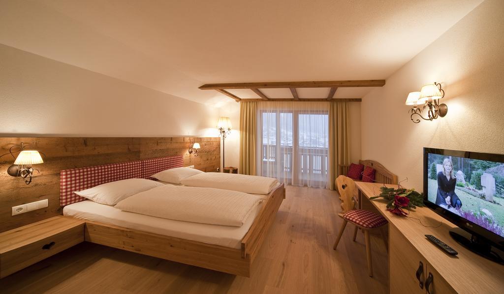Hotel Foestlerhof Villa Ottone Eksteriør bilde